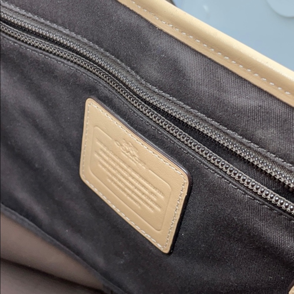 Purse - Picture 5 of 16